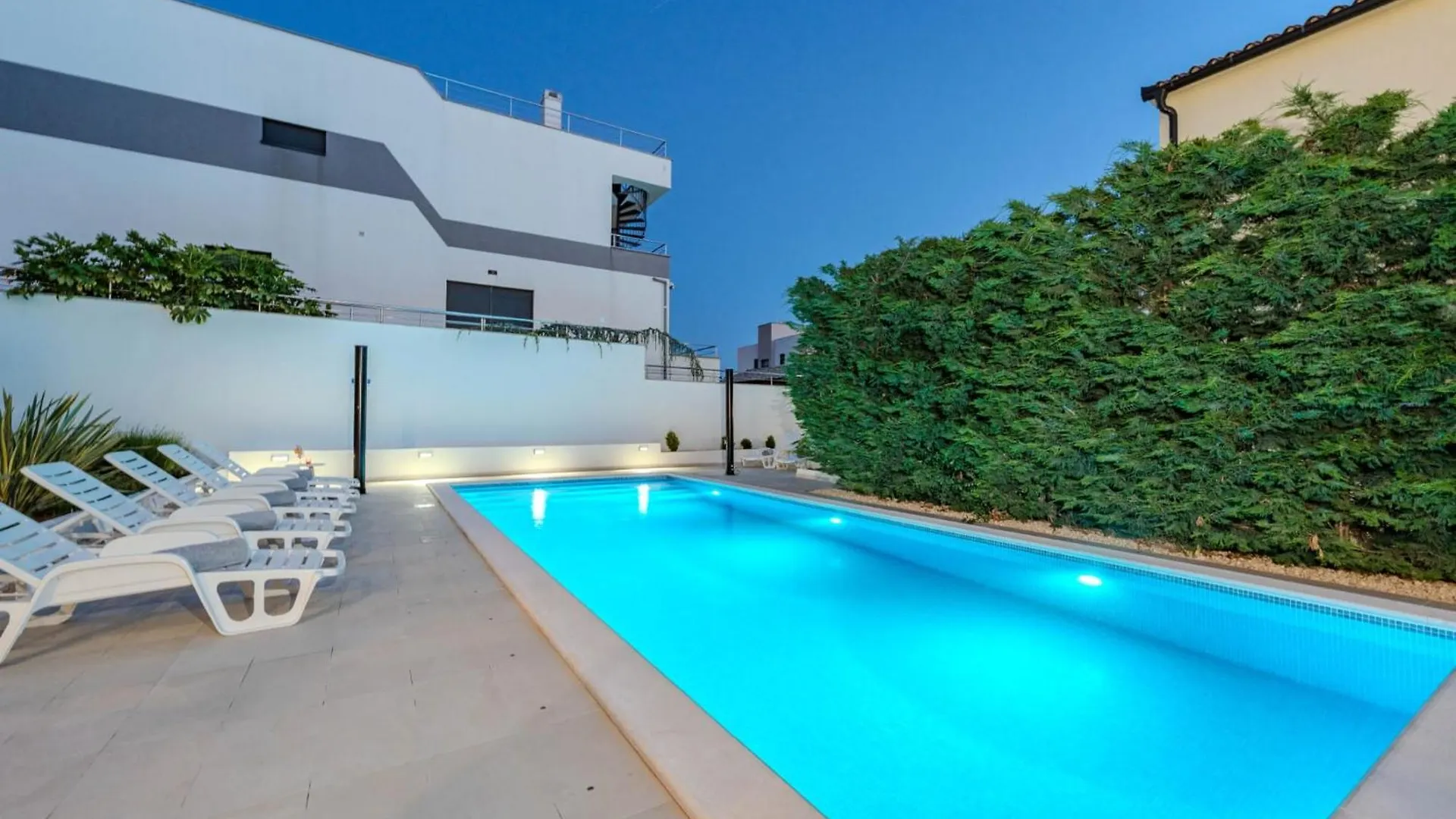 Apartment Deluxe Villa Carlotta Zara